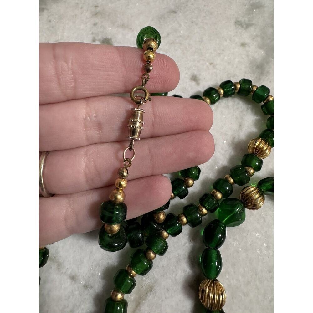 Vintage Green Glass Beaded Necklace Malachite Bead 32in Barrel Clasp - Picture 9 of 14